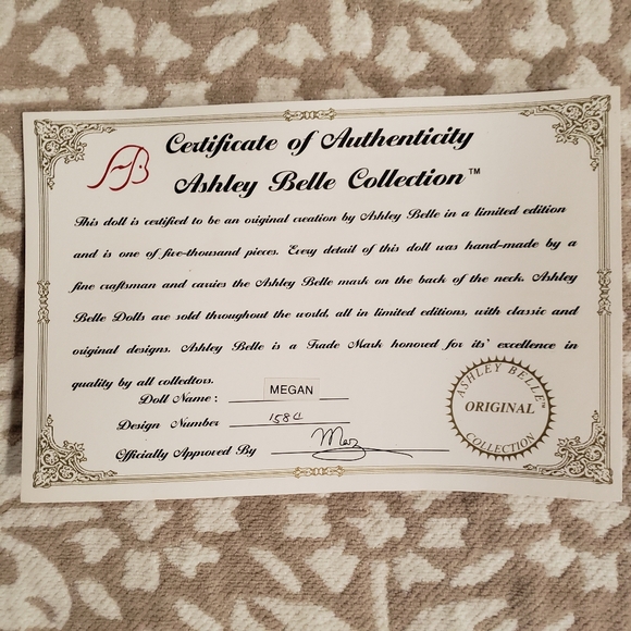 Ashley Belle "MEGAN" Fine Bisque 18" Porcelain Doll - New in Box - Picture 7 of 9